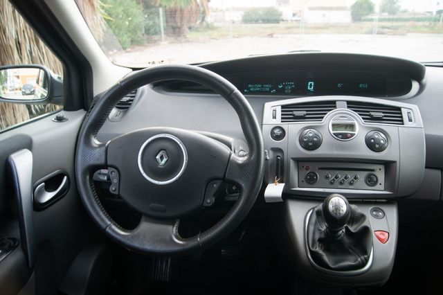 Renault Grand Scénic Dynamique 7 plazas 1.9dCi EU4