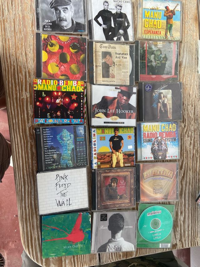 Lote de CDs de Música Variada