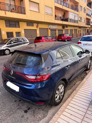 RENAULT MEGANE TCE 100 CV LIMITED 2018
