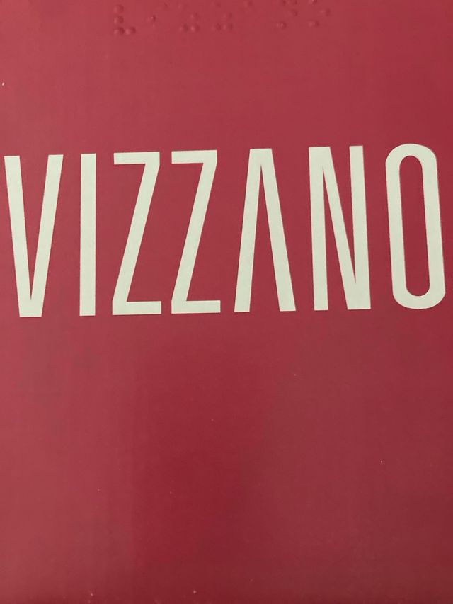 Tacones negros de tiras