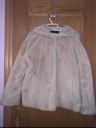 Abrigo de pelo beige