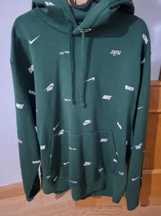 Sudadera Nike Verde.