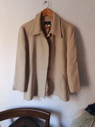 Chaqueta Zara Beige