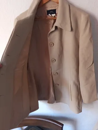 Chaqueta Zara Beige