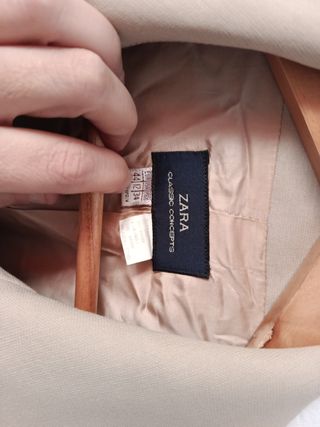 Chaqueta Zara Beige
