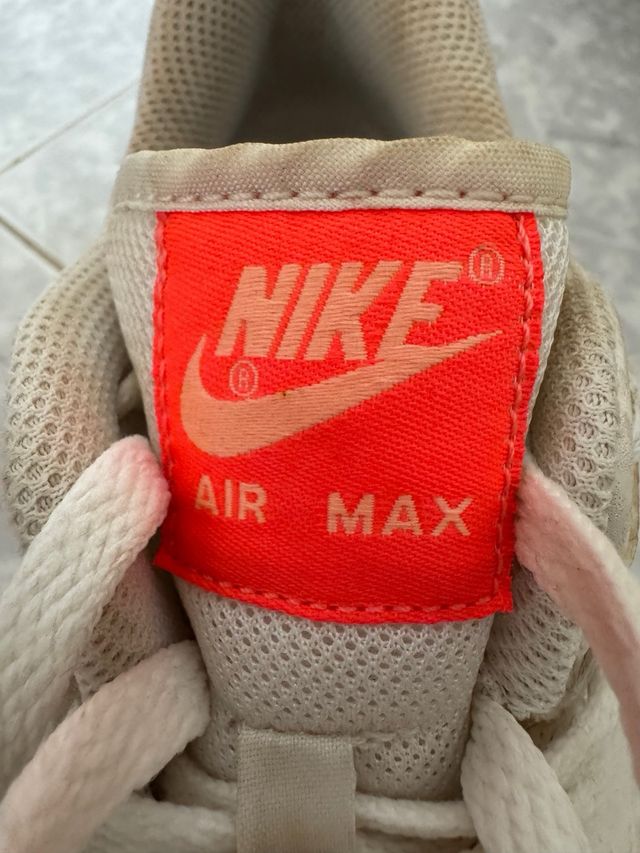 Nike Air Max Blanco y Naranja