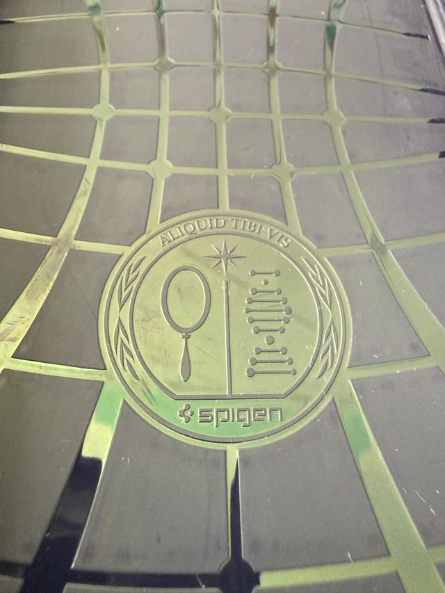 Cover Spigen iPhone 16 Plus