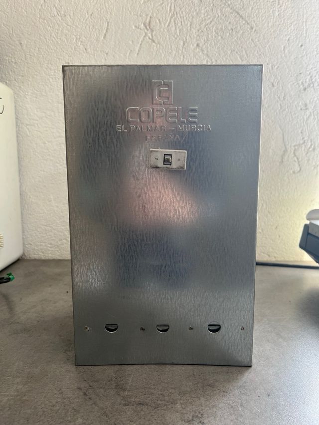 Tolvilla conejos 2 huecos Copele