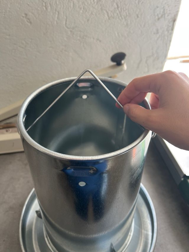 Tolva para gallinas y aves de corral para 10 kilos