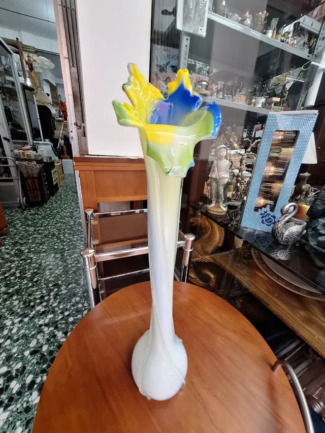 Vaso in vetro multicolore di Murano