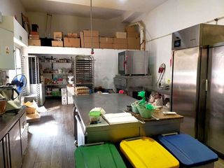 Local comercial en venta en Casagemes - Canyadó en Badalona