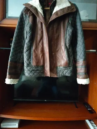 Cazadora mujer cuero marrón y negro