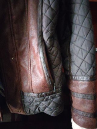 Cazadora mujer cuero marrón y negro