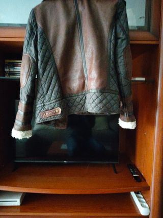 Cazadora mujer cuero marrón y negro