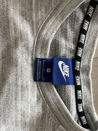 Jersey Nike Gris Talla S