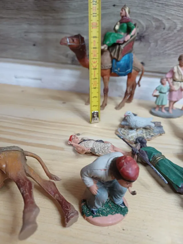 SET DI FIGURE DELLA NATIVITÀ IN PVC