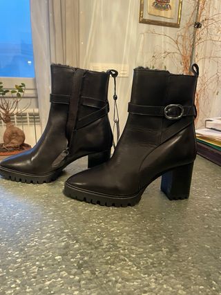 Botas Massimo Dutti Negras sin estrenar