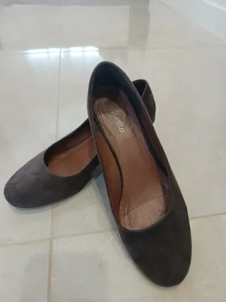 Zapatos de ante mujer.