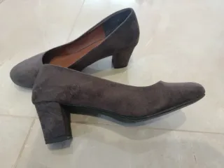 Zapatos de ante mujer.