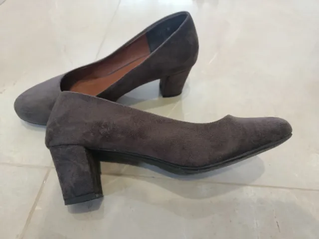Zapatos de ante mujer.