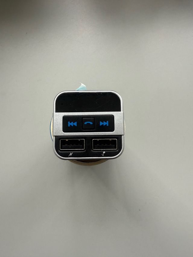 Transmisor FM Bluetooth Coche