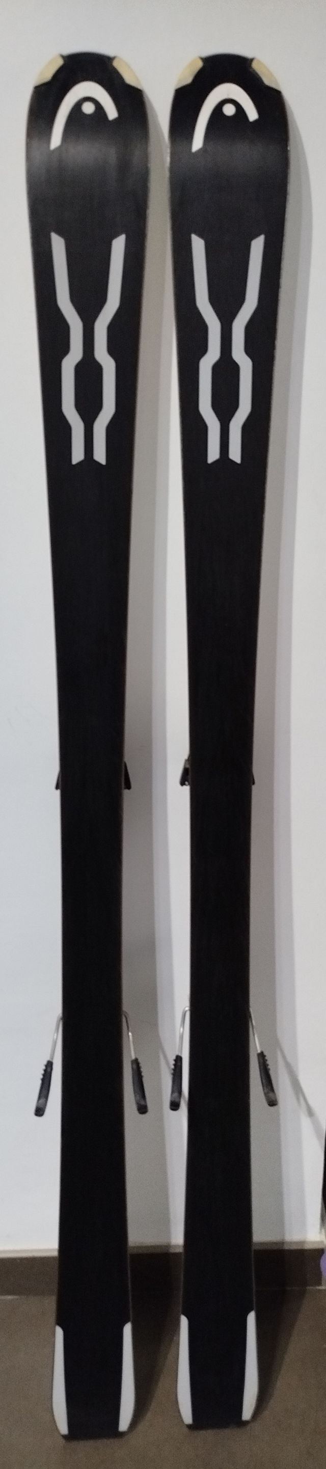 Esquís Head Fine One con bastones