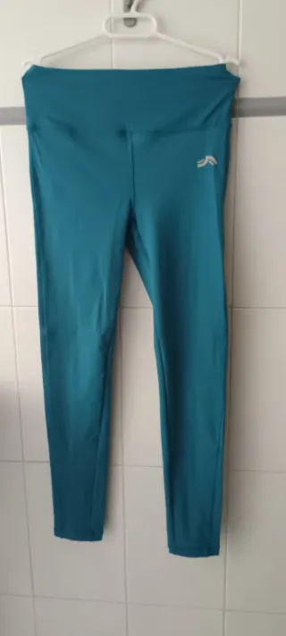 Mallas deportivas color turquesa