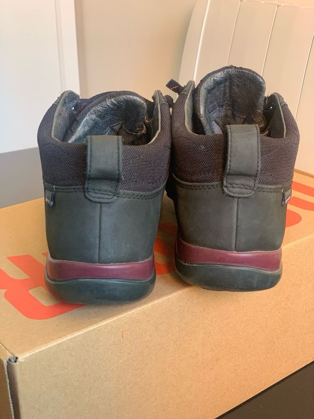 Botas Camper Goretex Mujer Negras/Moradas