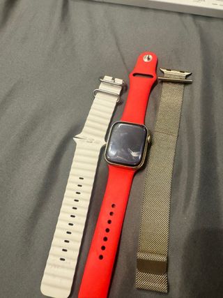 Apple Watch Series 7 Oro con Correas