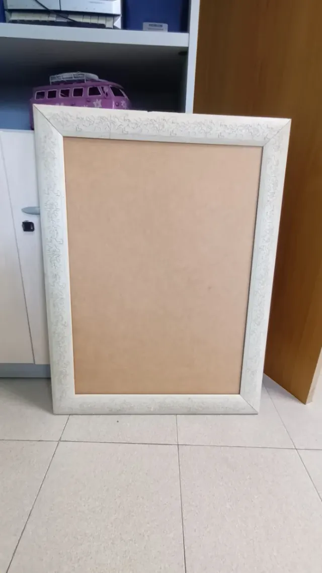 Marco de madera vintage con relieve