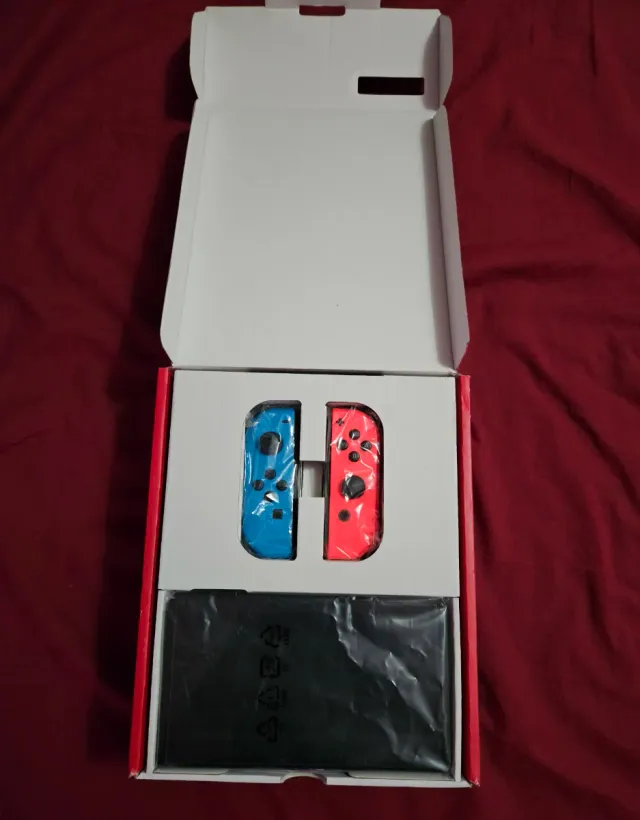 Nintendo Switch OLED + Accesorios