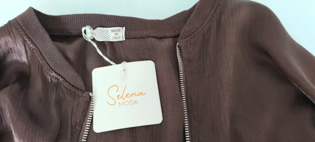 Conjunto pantalón y bomber marrón