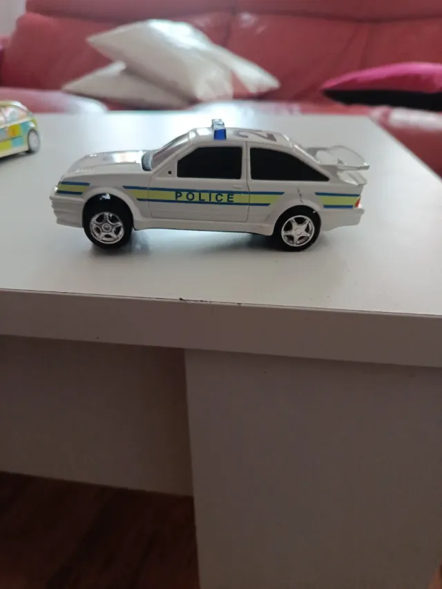 Ford scort   Policía Scalextric con Sonido