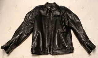 Chaqueta de cuero para moto talla L.