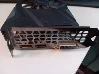 Tarjeta Gráfica Gigabyte GTX 1650 OC 4GB