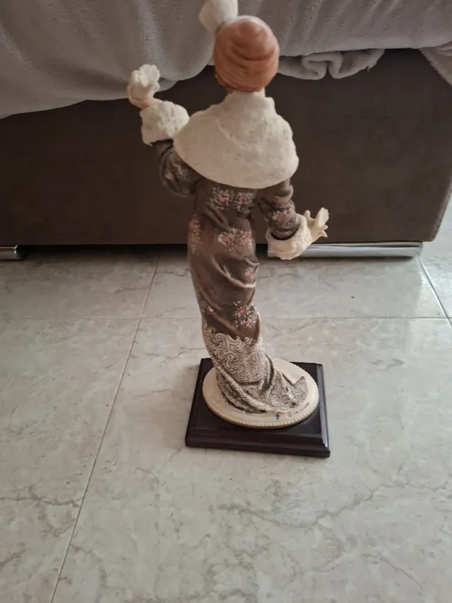 Figura Giuseppe Armani