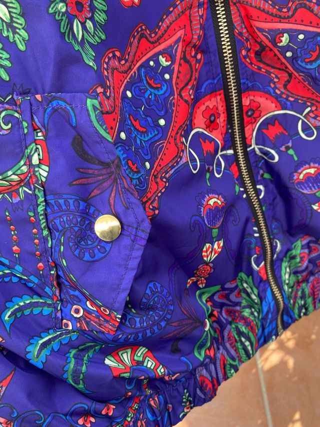 Chaqueta Desigual floral azul talla 44