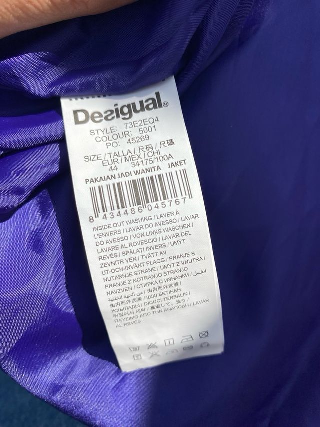 Chaqueta Desigual floral azul talla 44