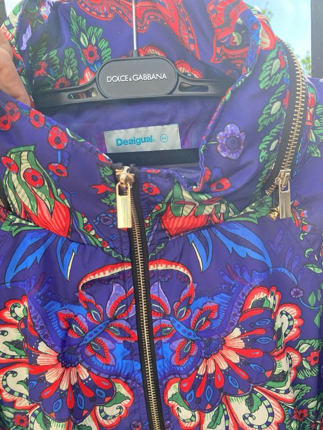 Chaqueta Desigual floral azul talla 44