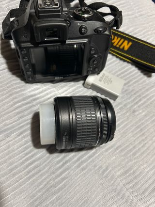 Cámara Réflex Nikon d3300 + Kit Completo