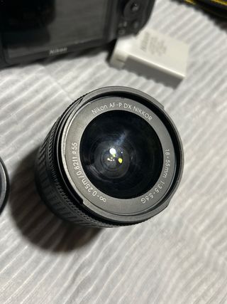 Cámara Réflex Nikon d3300 + Kit Completo