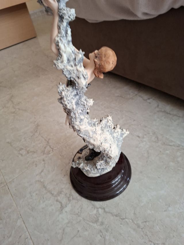 Figura Giusepe Armani