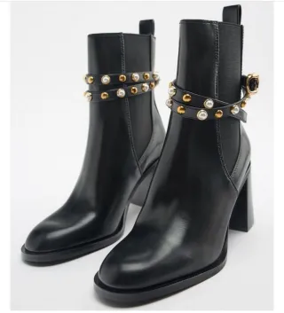 Botines Zara Negros con Tachuelas y Perlas