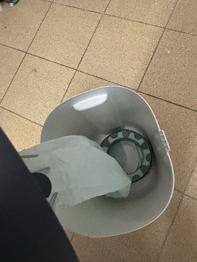 Contenitore per pannolini