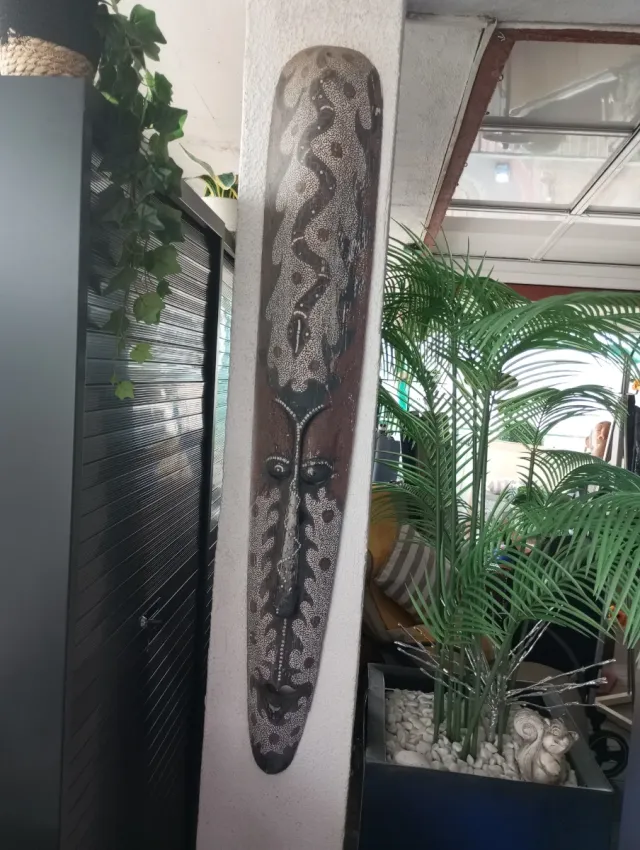 Máscara africana decorativa..