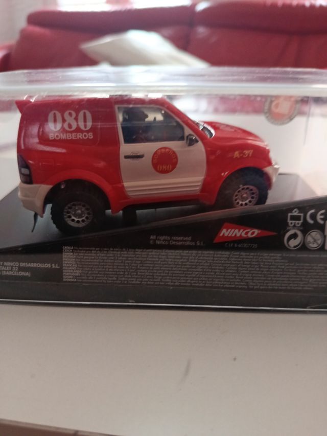 Scalextric Bomberos Mitsubishi Pajero