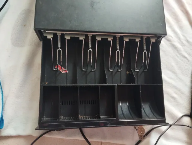 Caja Registradora con Pantalla Táctil e impresora