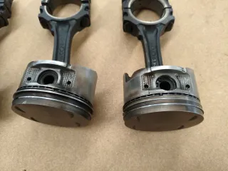 Pistones Nissan CA18DET