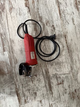 Amoladora angular roja