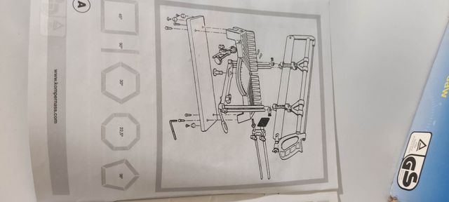 Sierra de ingletes de precisión 550 mm